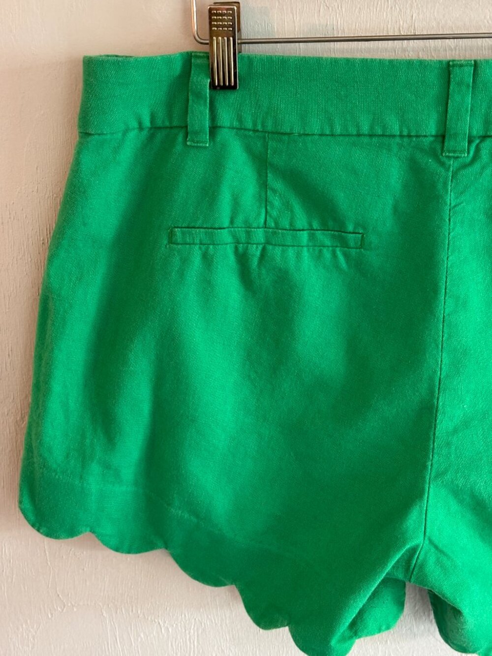 J. Crew Green Linen Blend Scalloped Hem Shorts Women's Size 10 Casual Wear - Picture 8 of 15